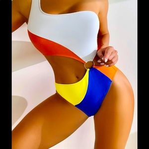 ☀️SHEIN-NWT One Shoulder Cut Out One Piece